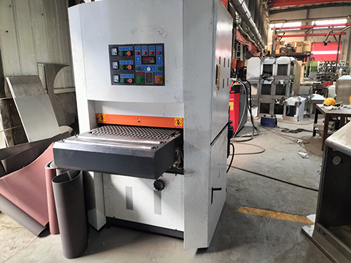 全自動拉絲機(jī)